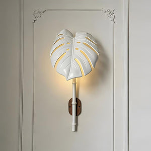 Folium Wall Lamp