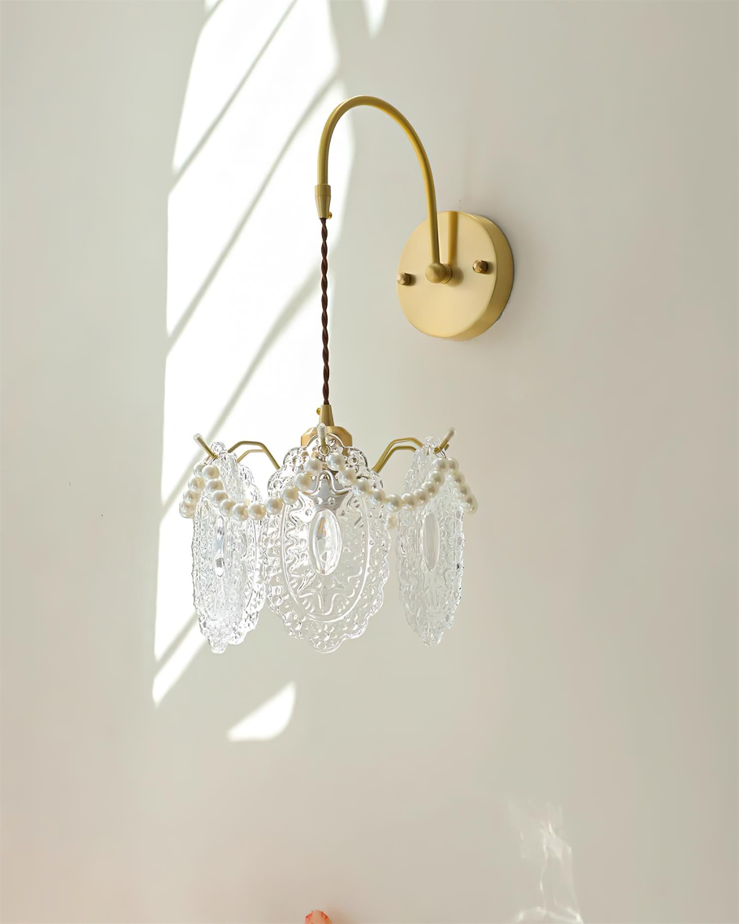 French Nisa Wall Lamp