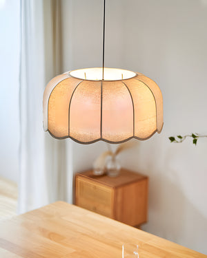 Scalloped Pendant Lamp