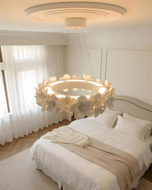 Gardenia Loop Chandelier