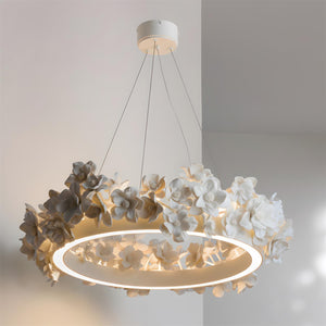 Gardenia Loop Chandelier