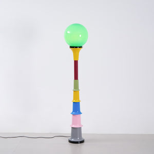Grande Floor Lamp