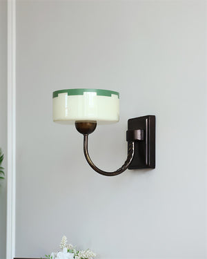 Grevola Wall Lamp