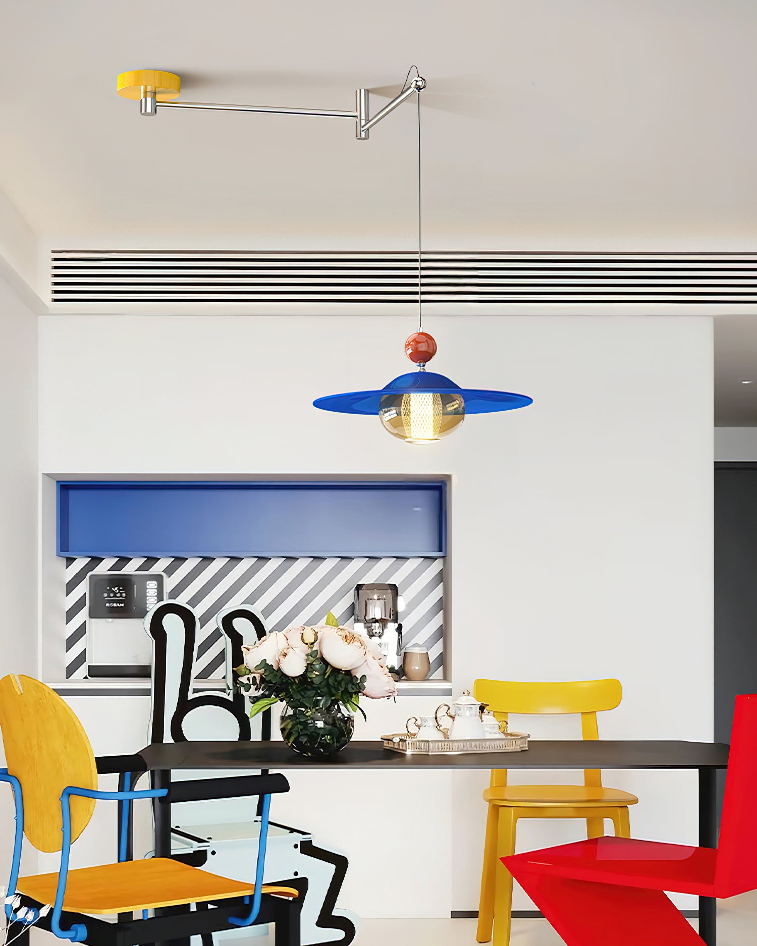 Gyro Swing Arm Pendant Lamp