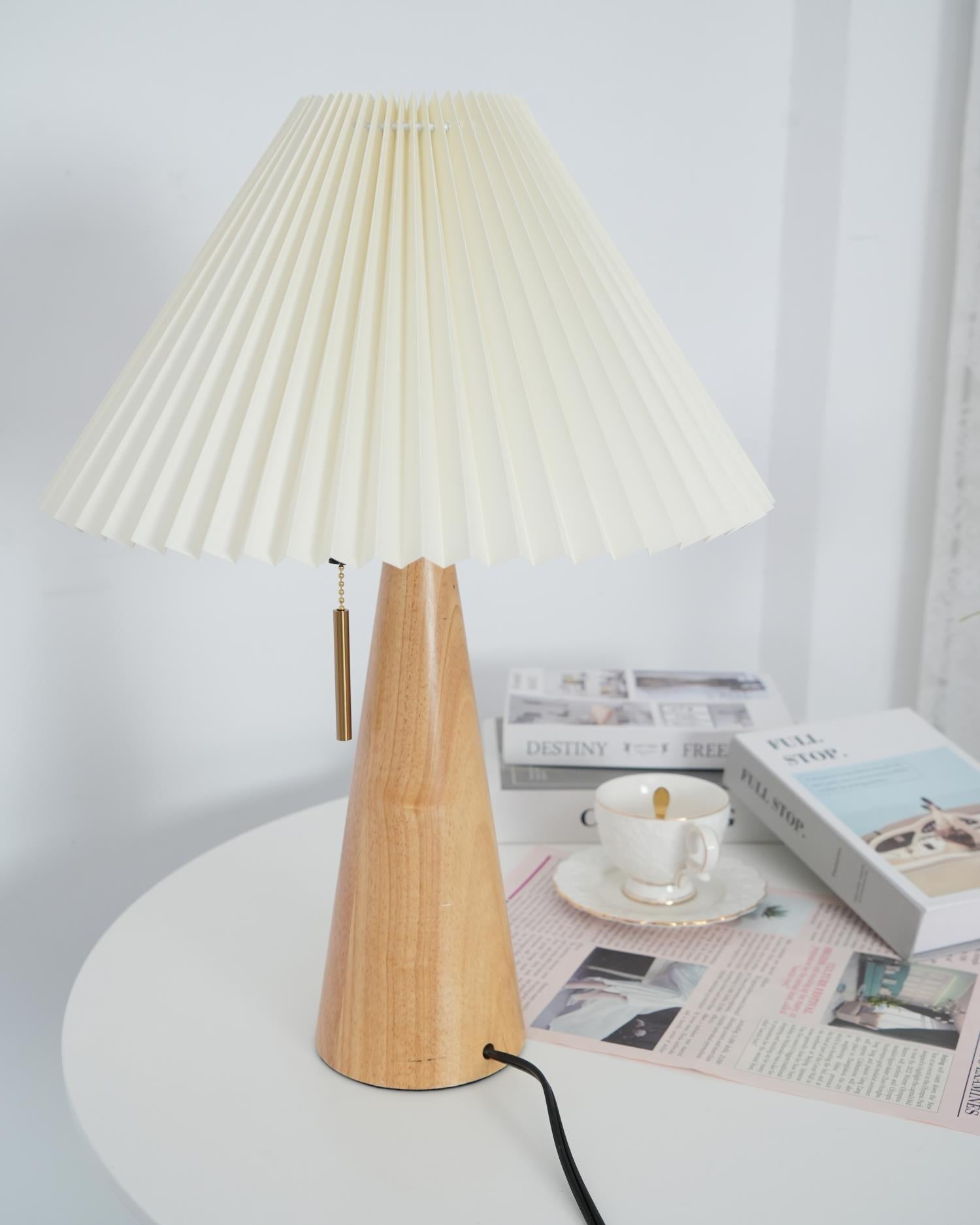 Lámpara de mesa de madera Hokie 13,7″- 18,8″
