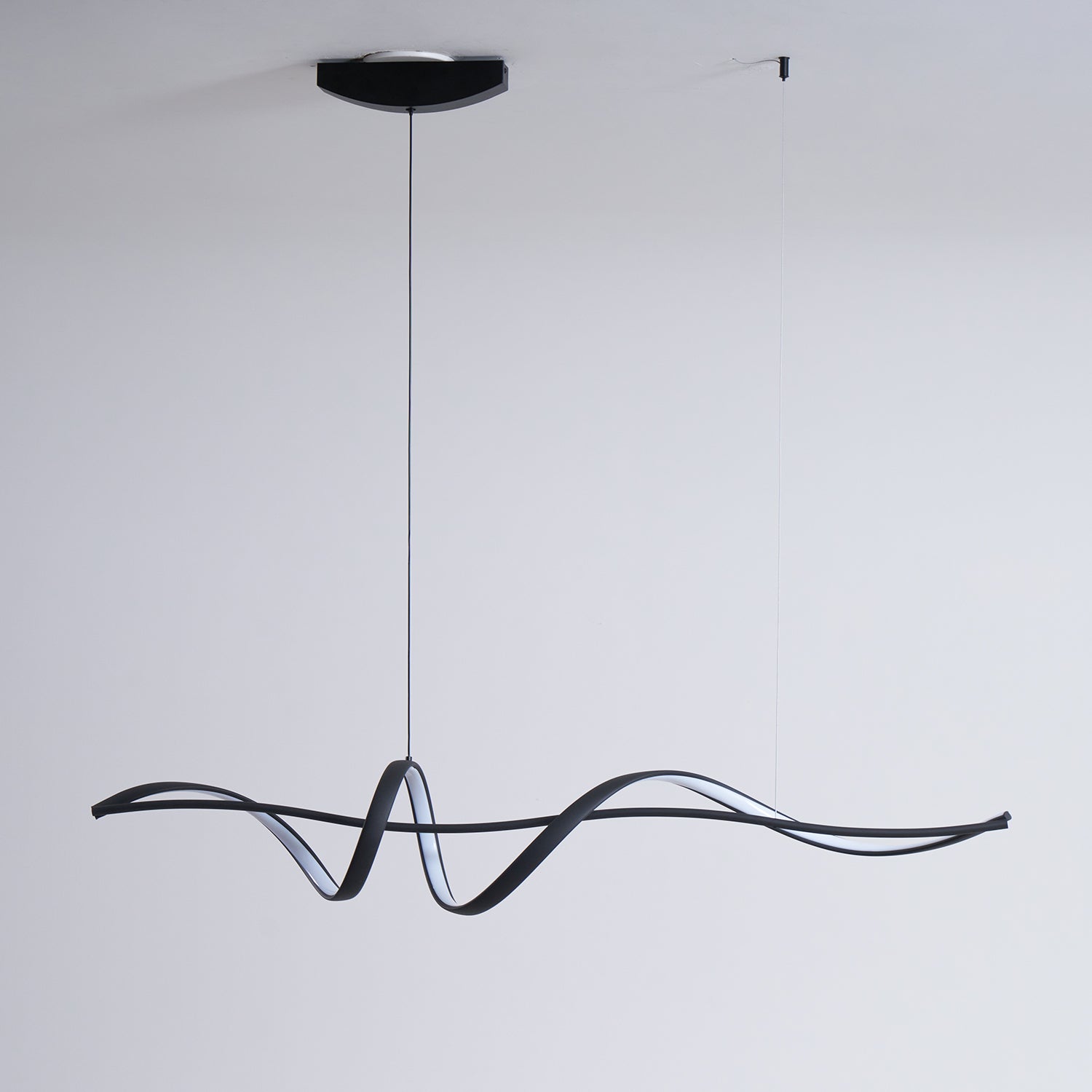 Inari Line Chandelier