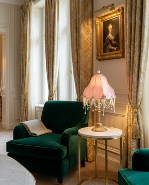 Ismerelle Table Lamp
