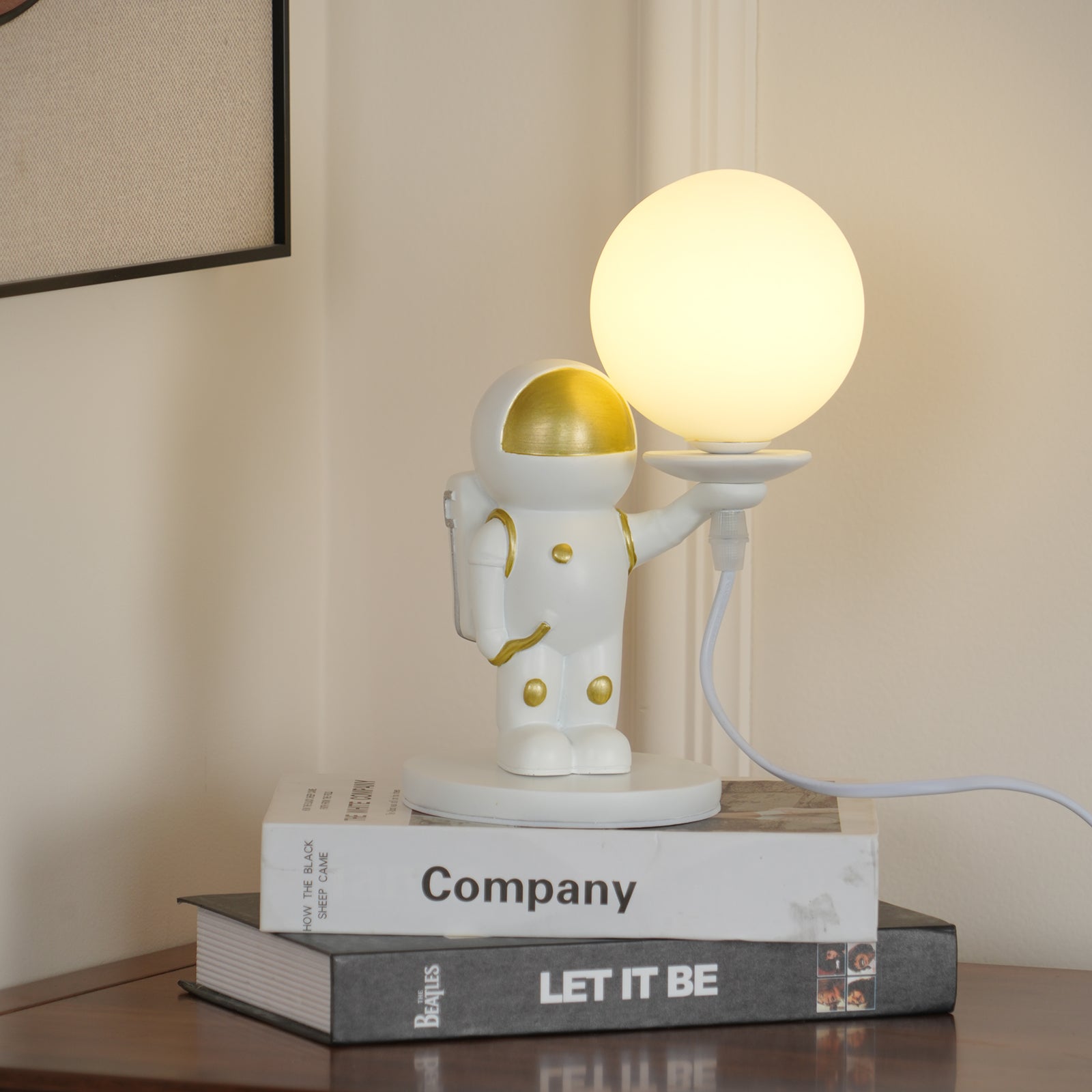 Jude Astronaut Table Lamp