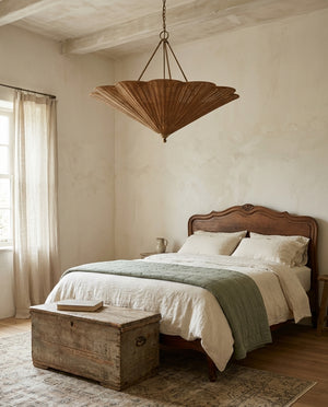 Kavira Chandelier