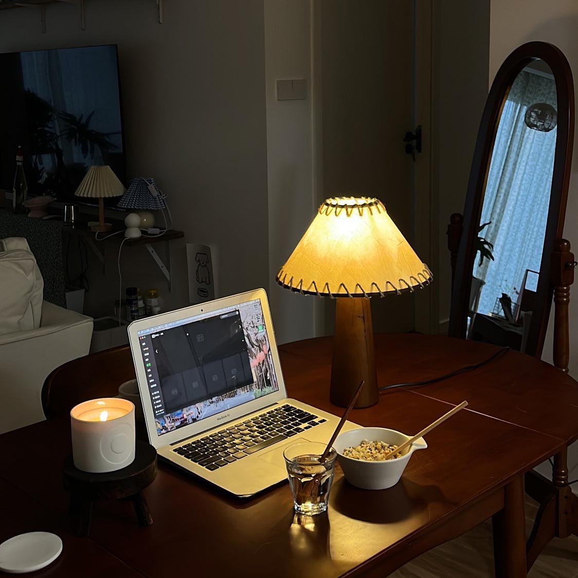 Kibo Wood Table Lamp 15.7″ - Docos