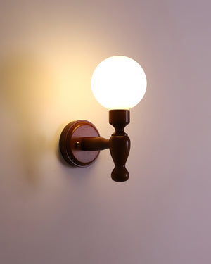 Kuli Wood Wall Lamp