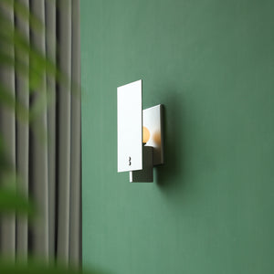 Kyren Wall Lamp