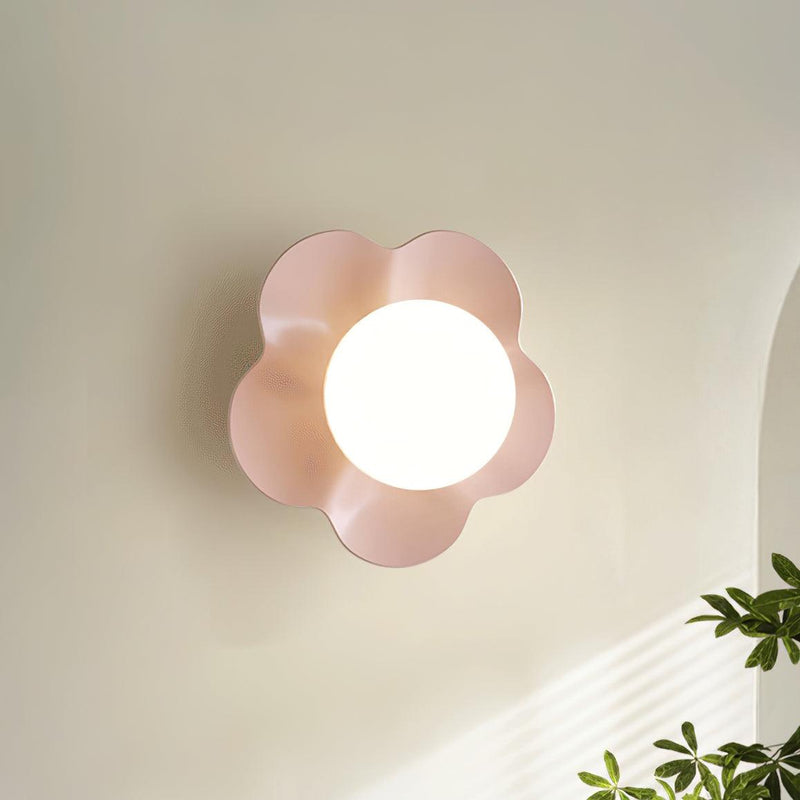 La Fleur Wall Lamp – detail 2