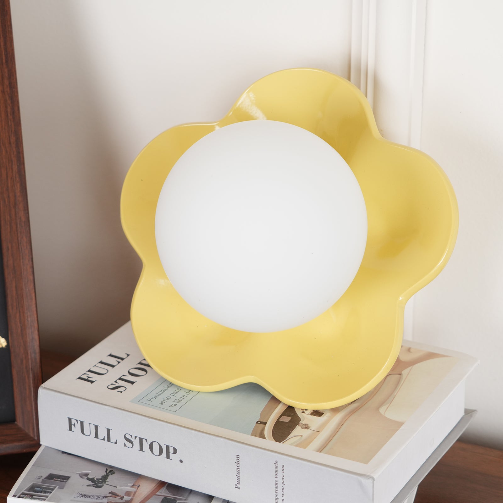 La Fleur Plug In Wall Lamp