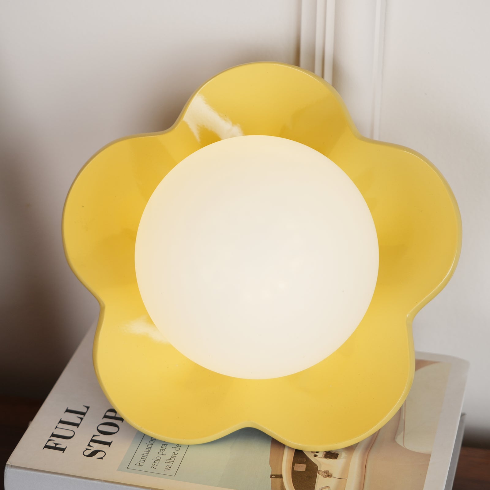 La Fleur Wall Lamp 7.9″- 6.7″