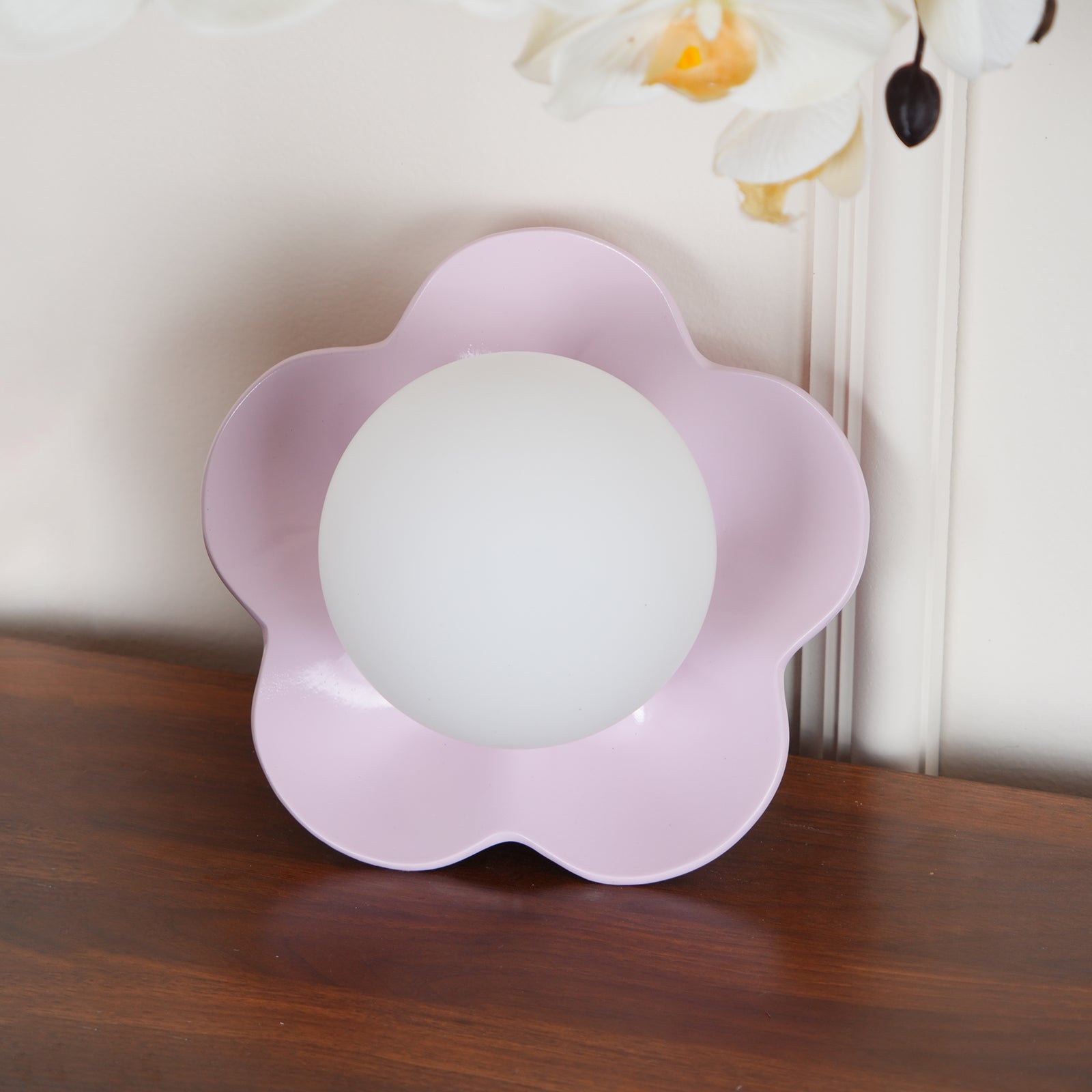 La Fleur Plug In Wall Lamp