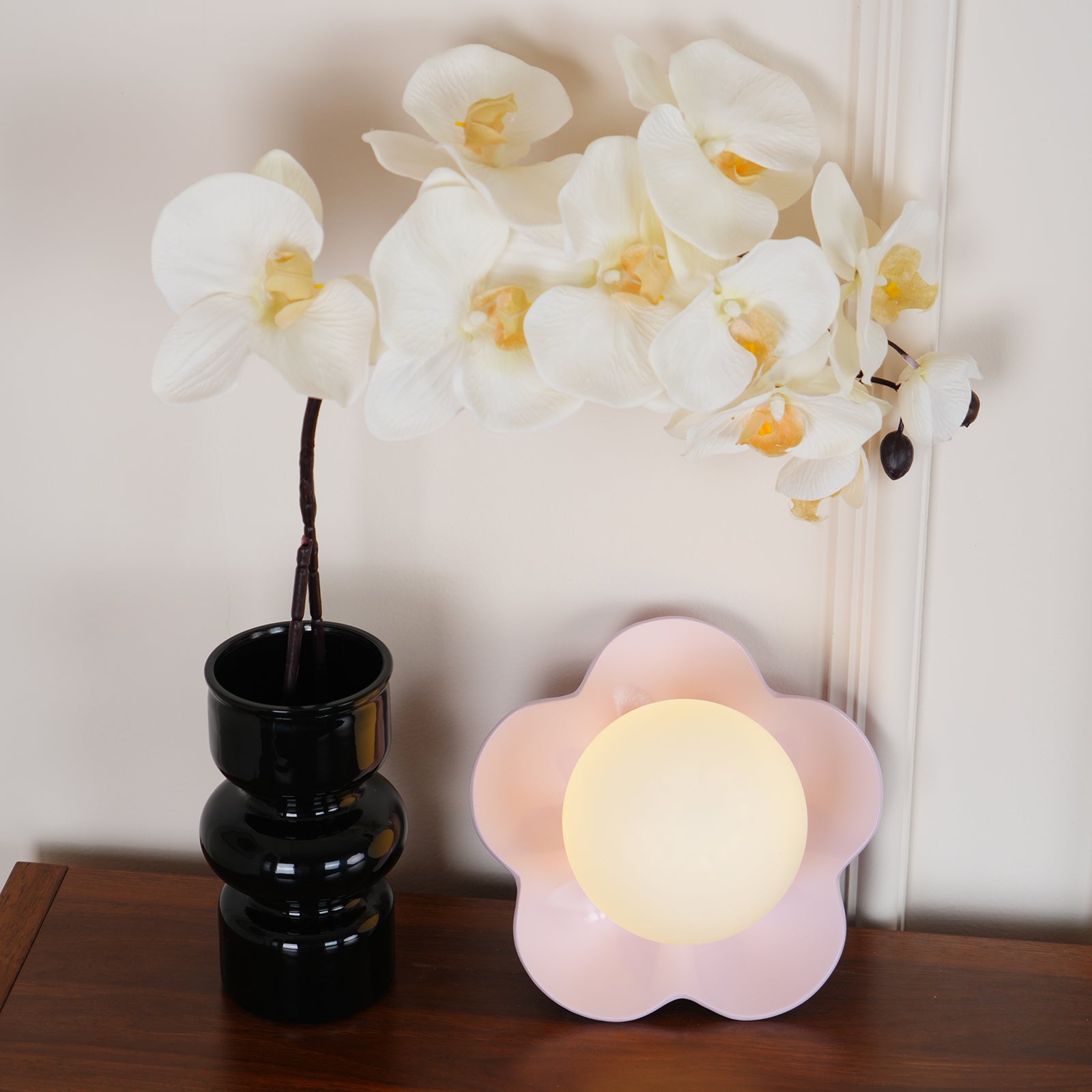 La Fleur Wall Lamp 7.9″- 6.7″