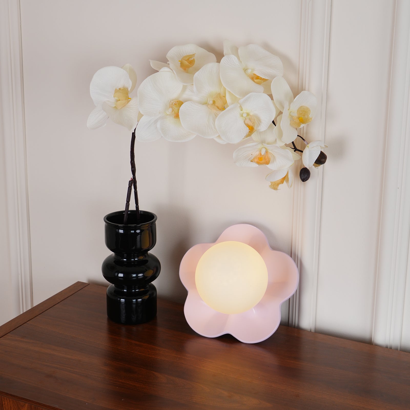 La Fleur Wall Lamp 7.9″- 6.7″