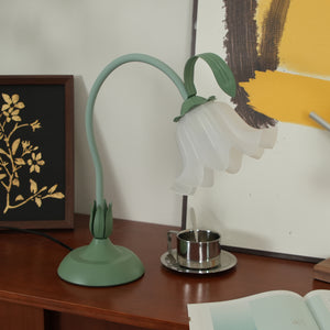 Lámpara de mesa Flor de Lirio 5.9″- 19.6″