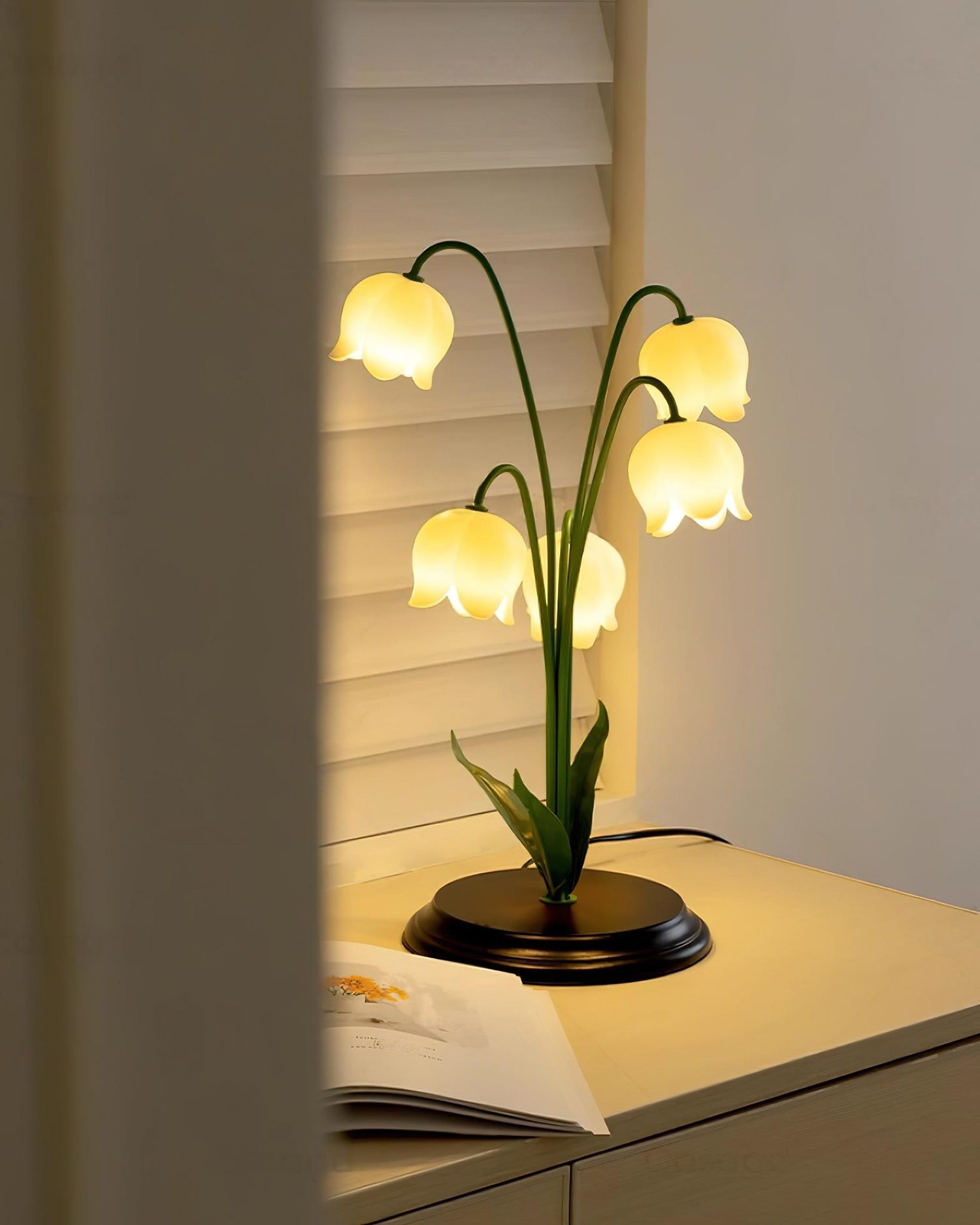 flower lamp lily Lily Valley Table Lamp