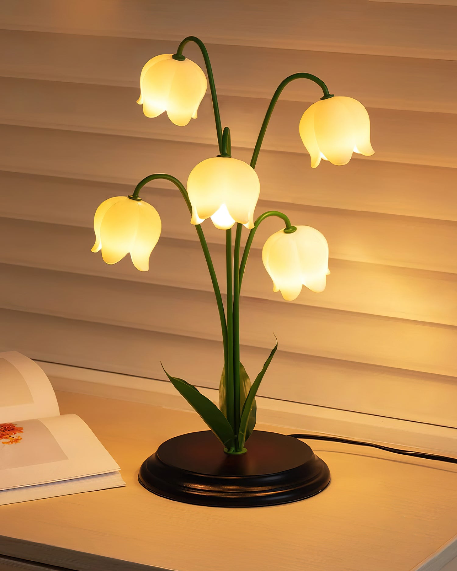 lily of the valley flower lamp Lily Valley Table Lamp, Dia 30cm x H 45cm / ∅ 11.8′′ x H 17.7′′ / Green & White / UK Plug