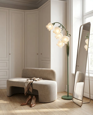 Lilymere golvlampa