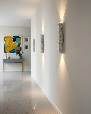 Linea Wall Lamp