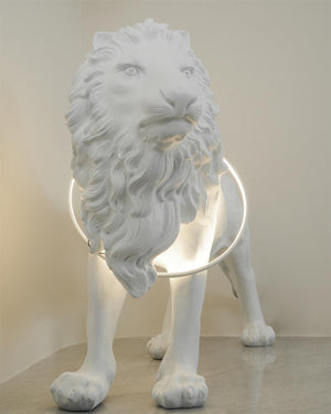 Löwen-Stehlampe 74,8″-51″