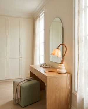 Liravelle Table Lamp