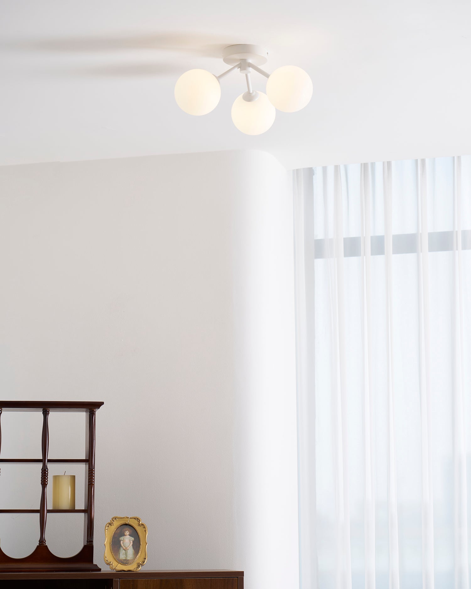 مصباح سقف لوريلاي 14.1 بوصة - 7 بوصة