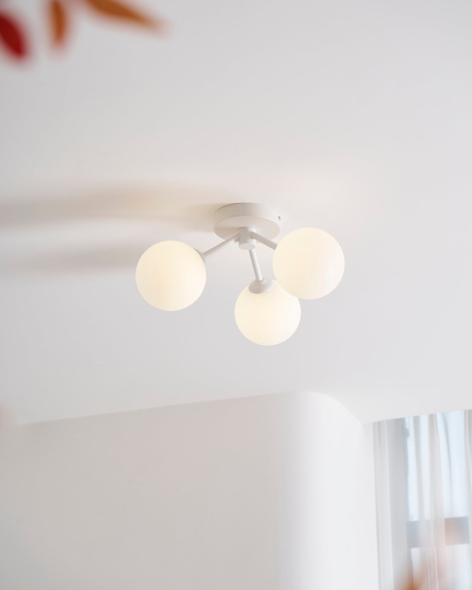 مصباح سقف لوريلاي 14.1 بوصة - 7 بوصة