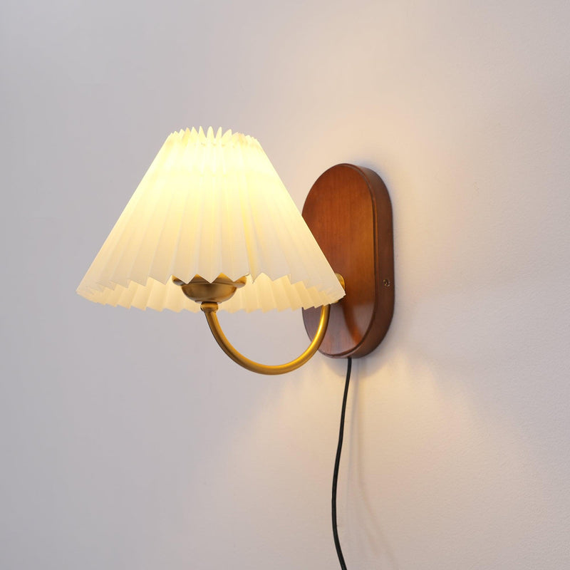 Louise Plug In Wall Lamp – detail 2