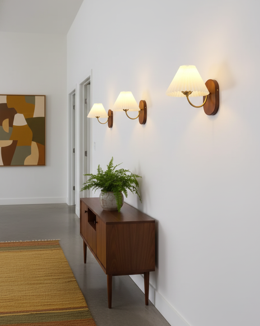 Louise Wall Lamp