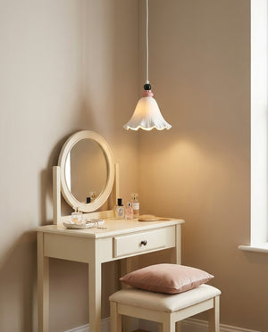 Lulora Pendant Light