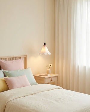 Lulora Pendant Light