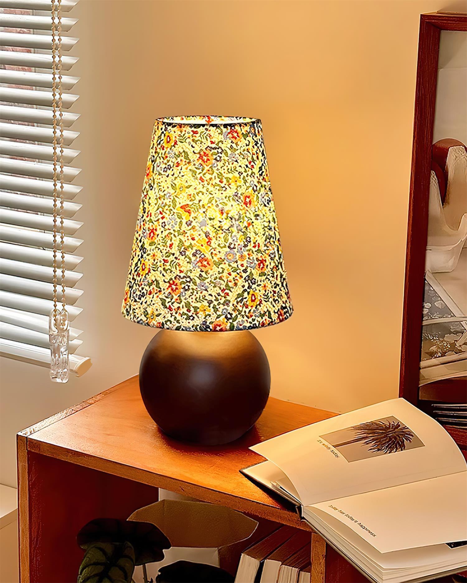 Lulu Jylin Table Lamp