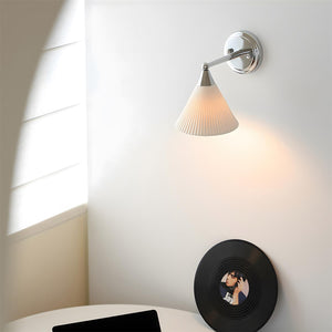 Luna Scallop Wall Lamp