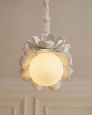 Magnelle Pendant Light