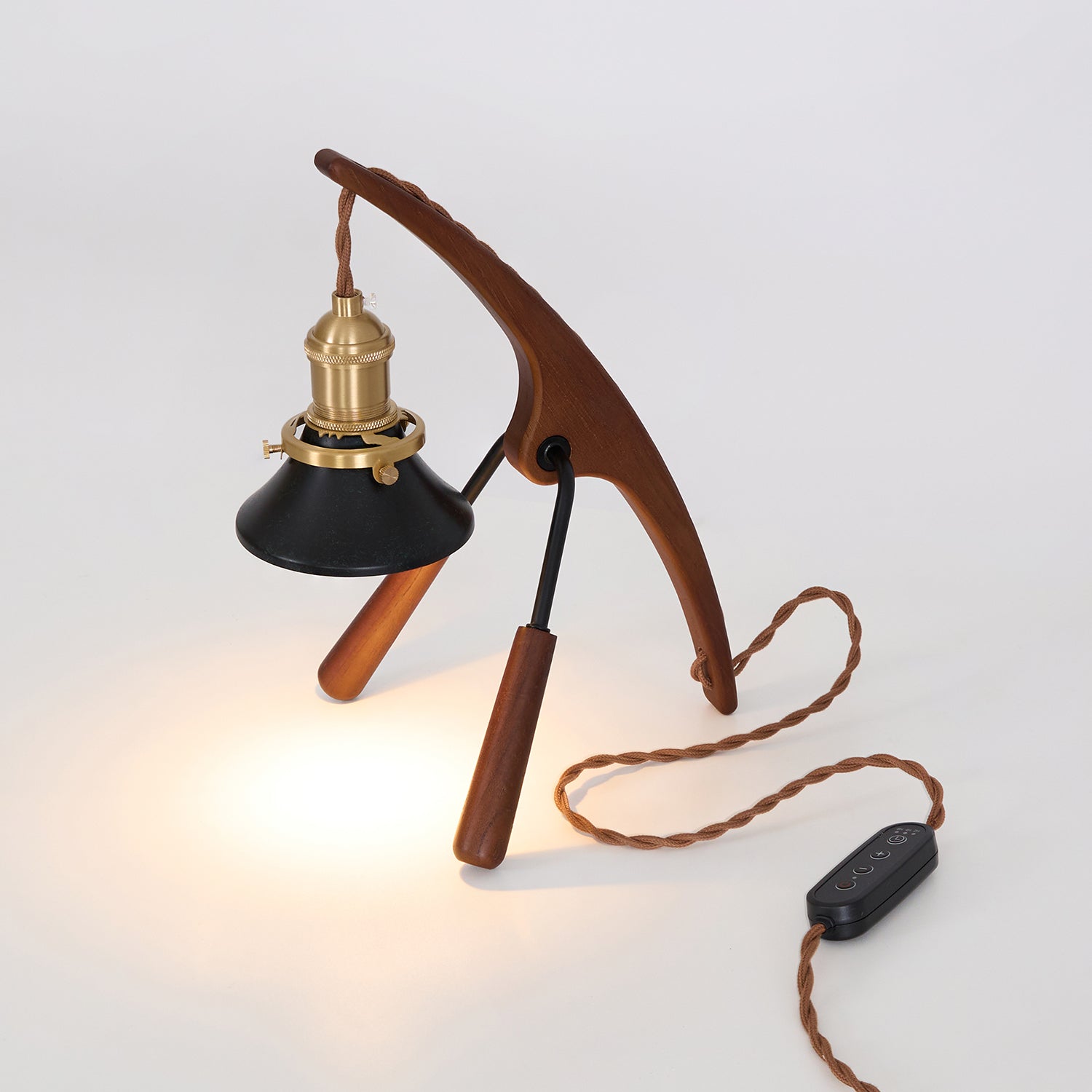 Mante Religieuse Candle Warmer Lamp