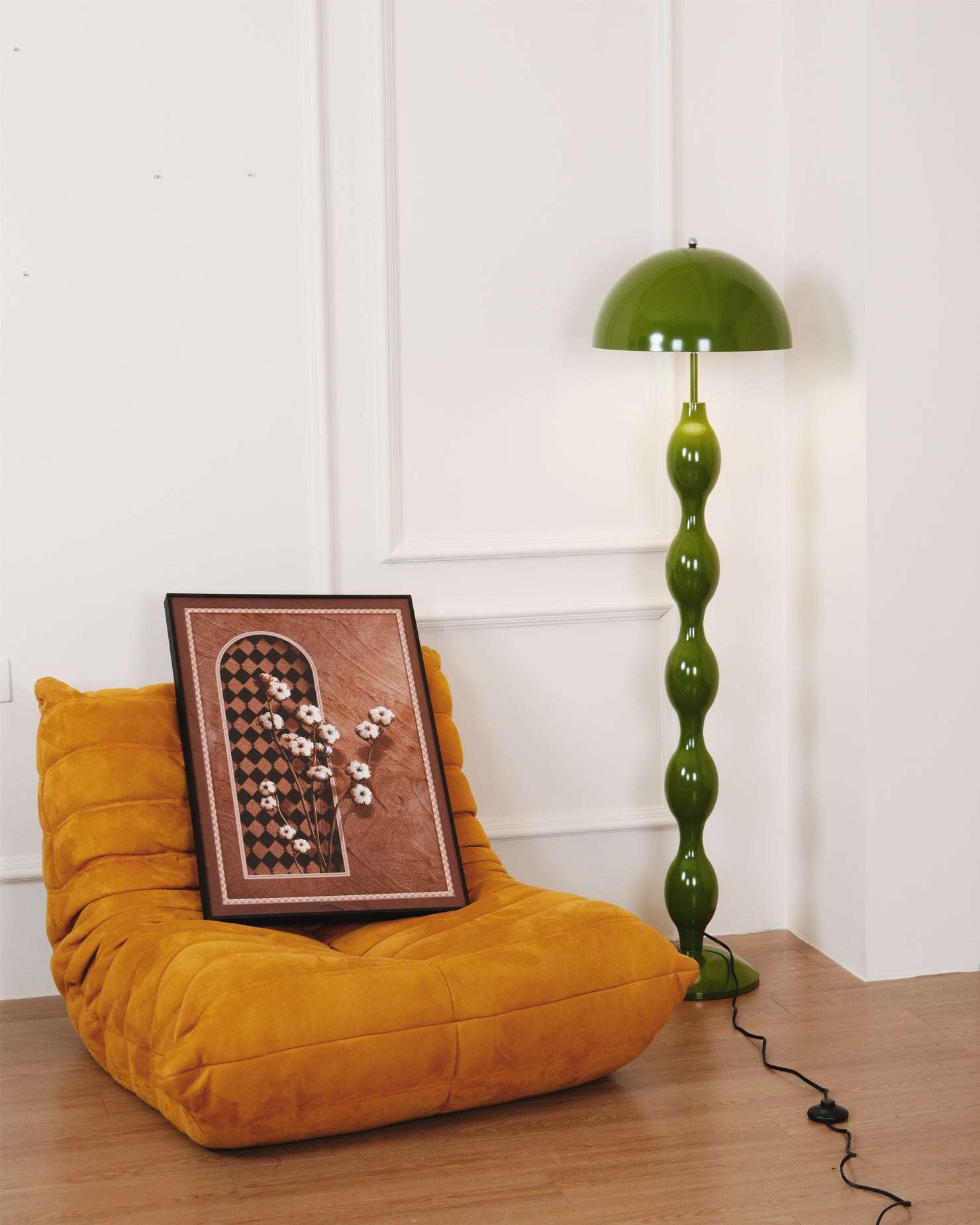 Mara Floor Lamp 17.7″- 59.1″