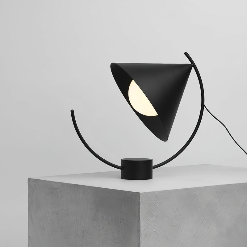 Meridian Table Lamp – detail 2