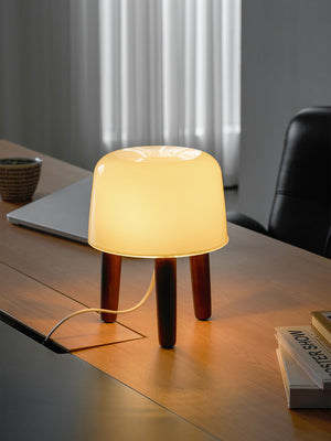 Milch Tischlampe