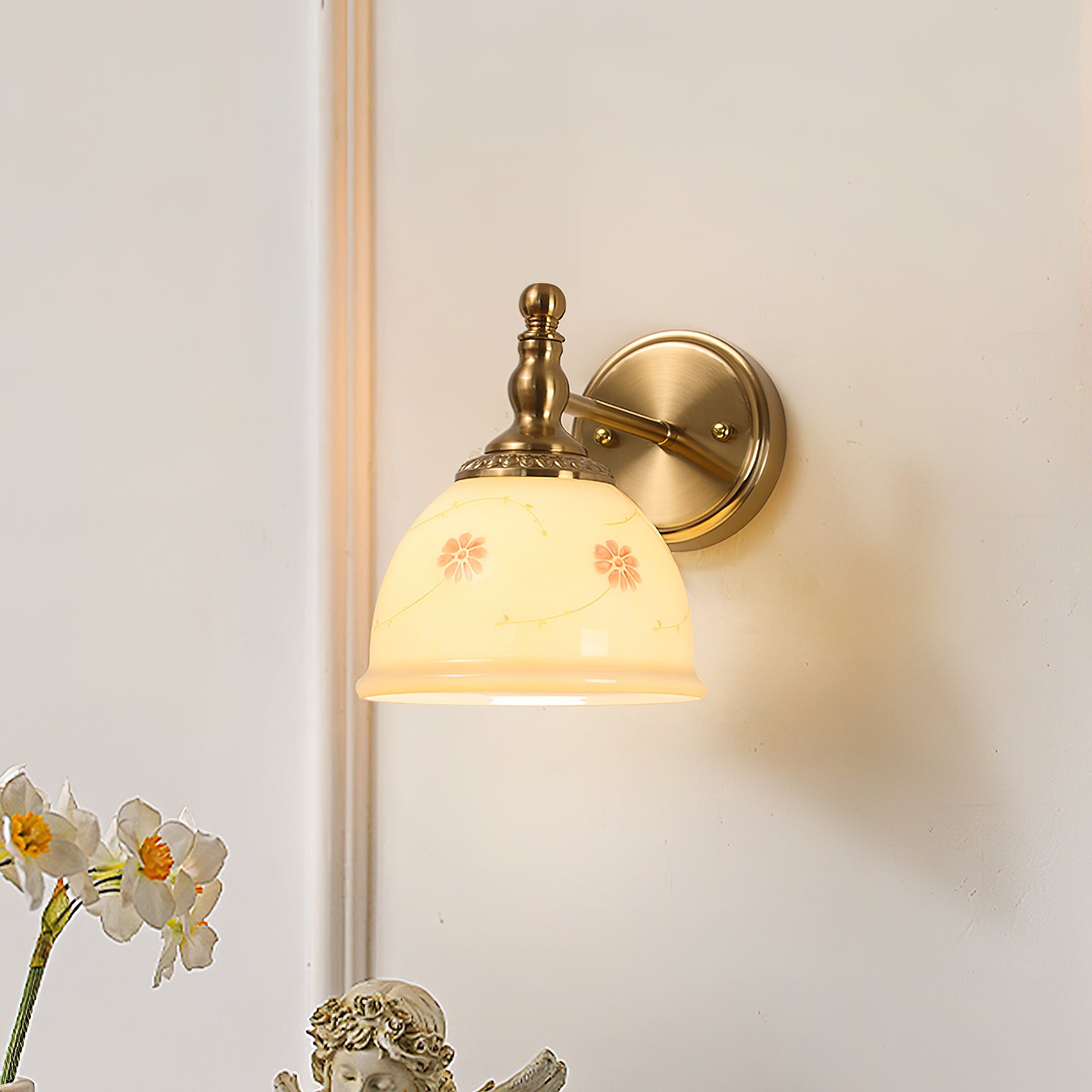 Mishya Floral Wall Lamp