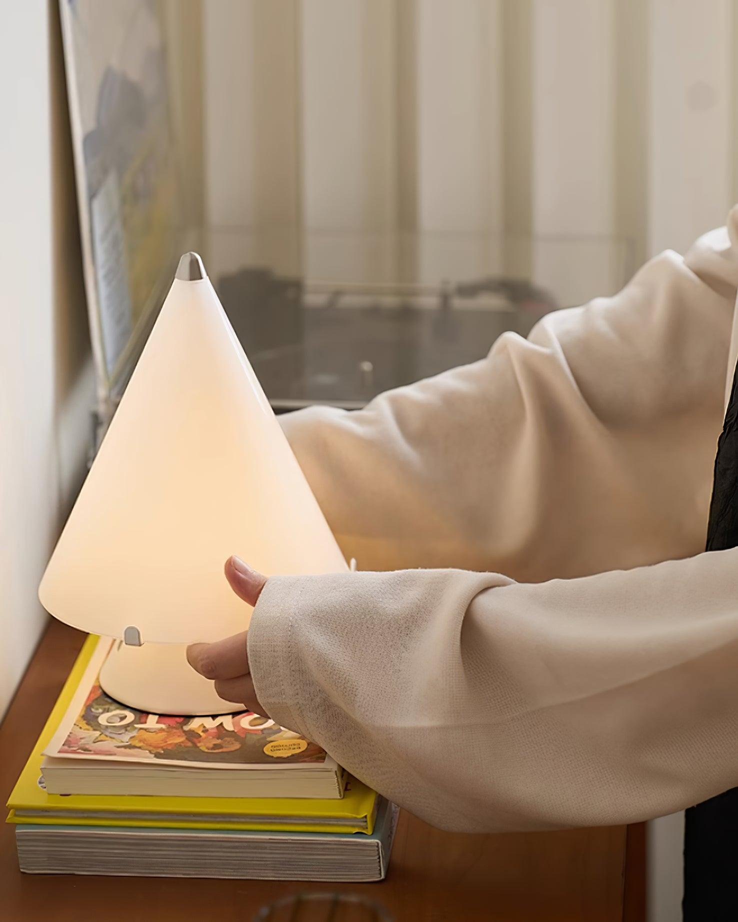 Miza Table Lamp 6.3″- 8.8″ - Docos