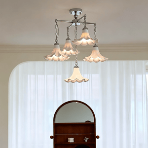 Mugena Bloom Chandelier