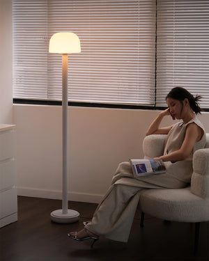 Muto Floor Lamp