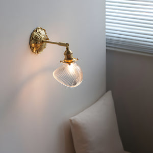 Nacre Petal Wall Lamp