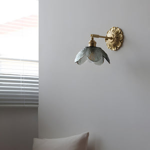 Nacre Petal Wall Lamp
