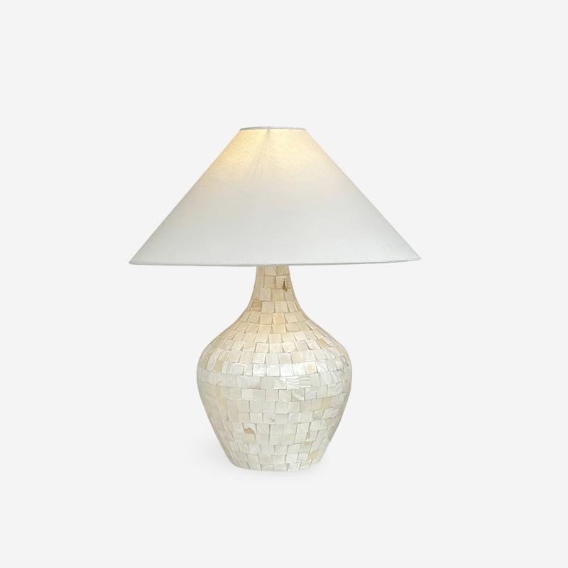Nikki Seashell Table Lamp 16.5″- 19.7″ - Docos