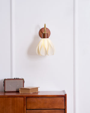 Novus Wall Lamp